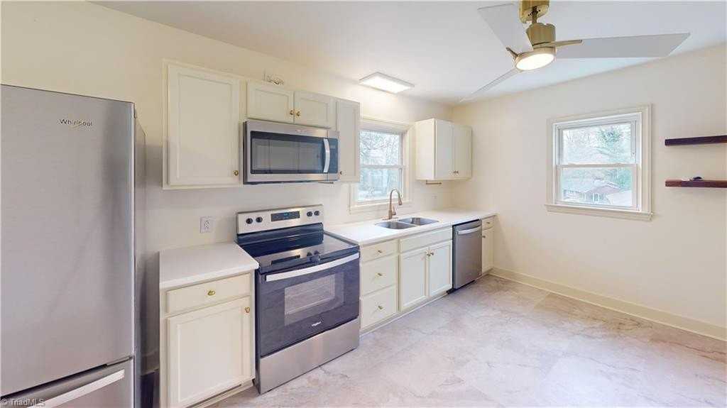 5144 Sunrise Ter - Photo 5 of 10