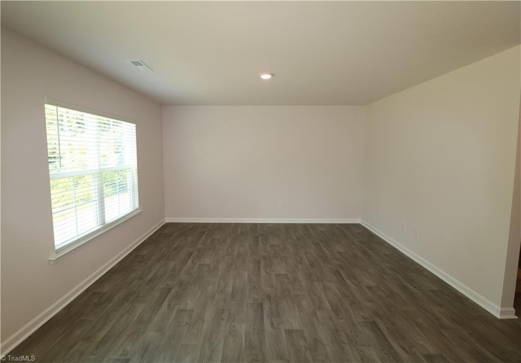 182 Carriage Cove Cir - Photo 6 of 23