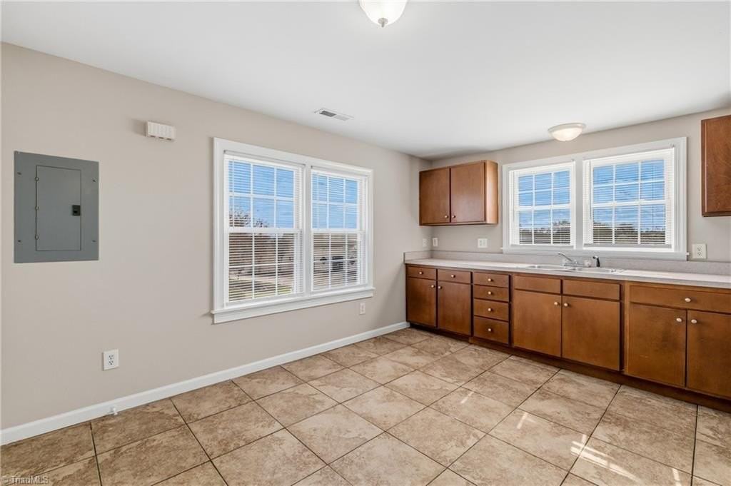611 W Green Dr #D - Photo 6 of 19