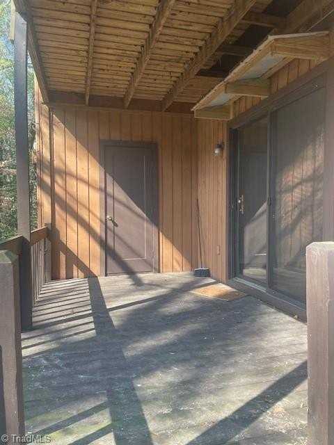123 Cloister Oaks Cir - Photo 2 of 13