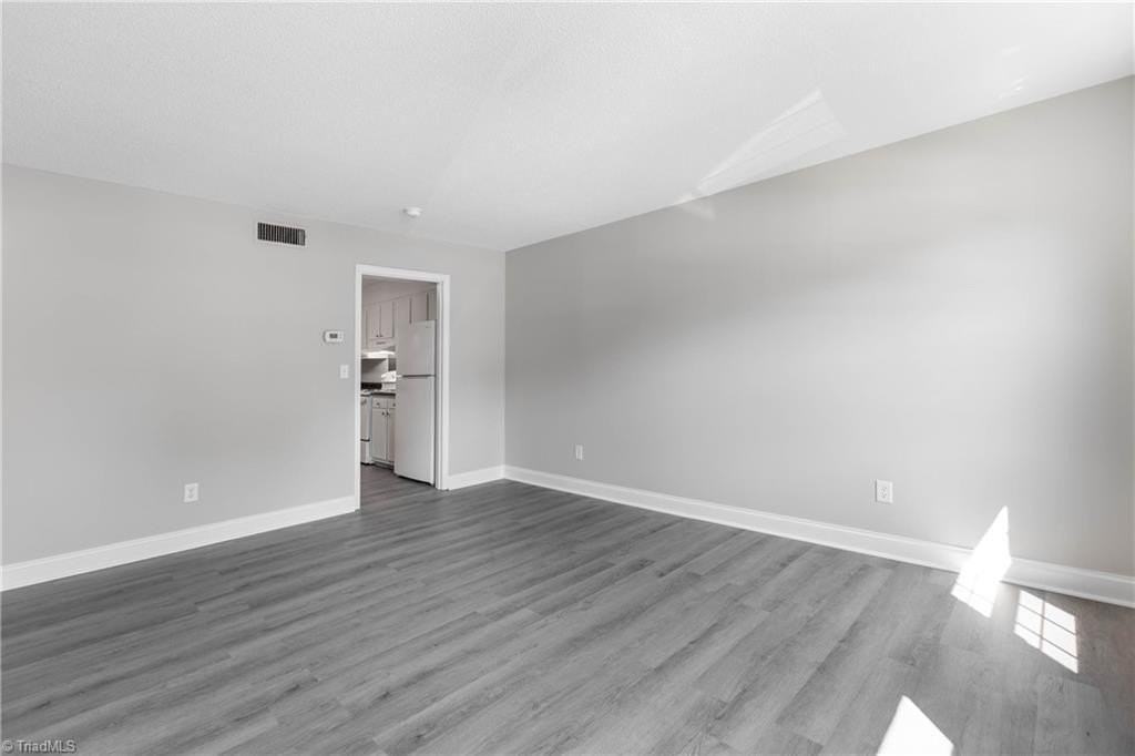 22 Forsyth St - Photo 3 of 21