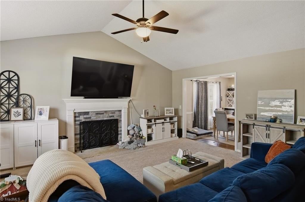 6199 Pine Cove Ct - Photo 7 of 32