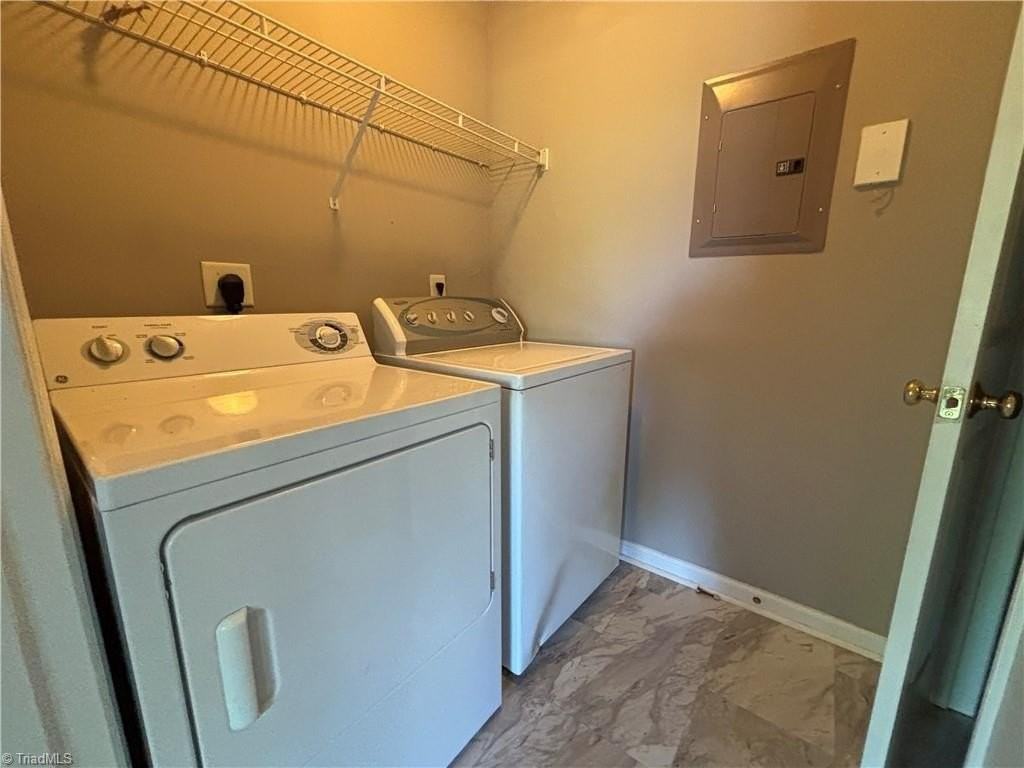 722 Scholastic Ct - Photo 5 of 15