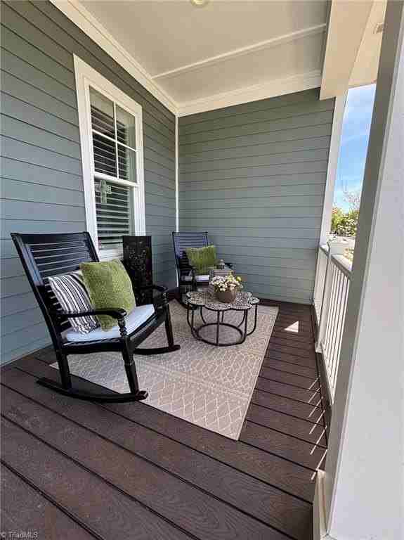 1544 Autumn Park Cir - Photo 4 of 29