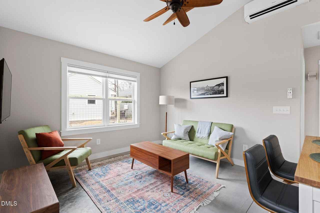 313 Dacian Ave #B - Photo 5 of 22