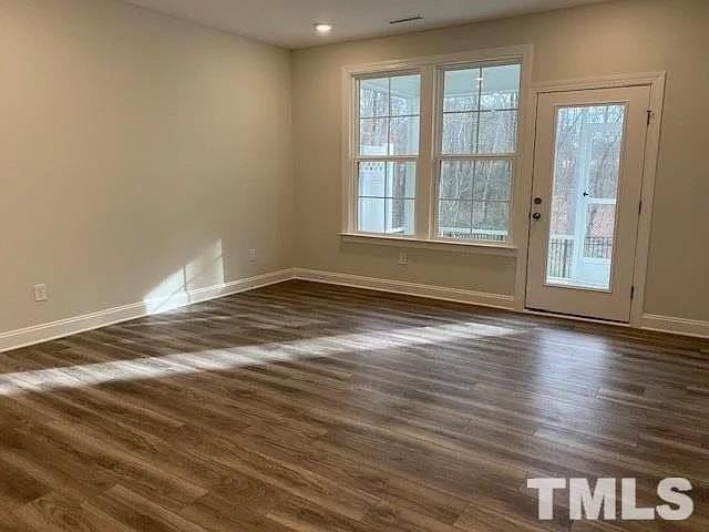 1118 Hero Pl - Photo 6 of 22