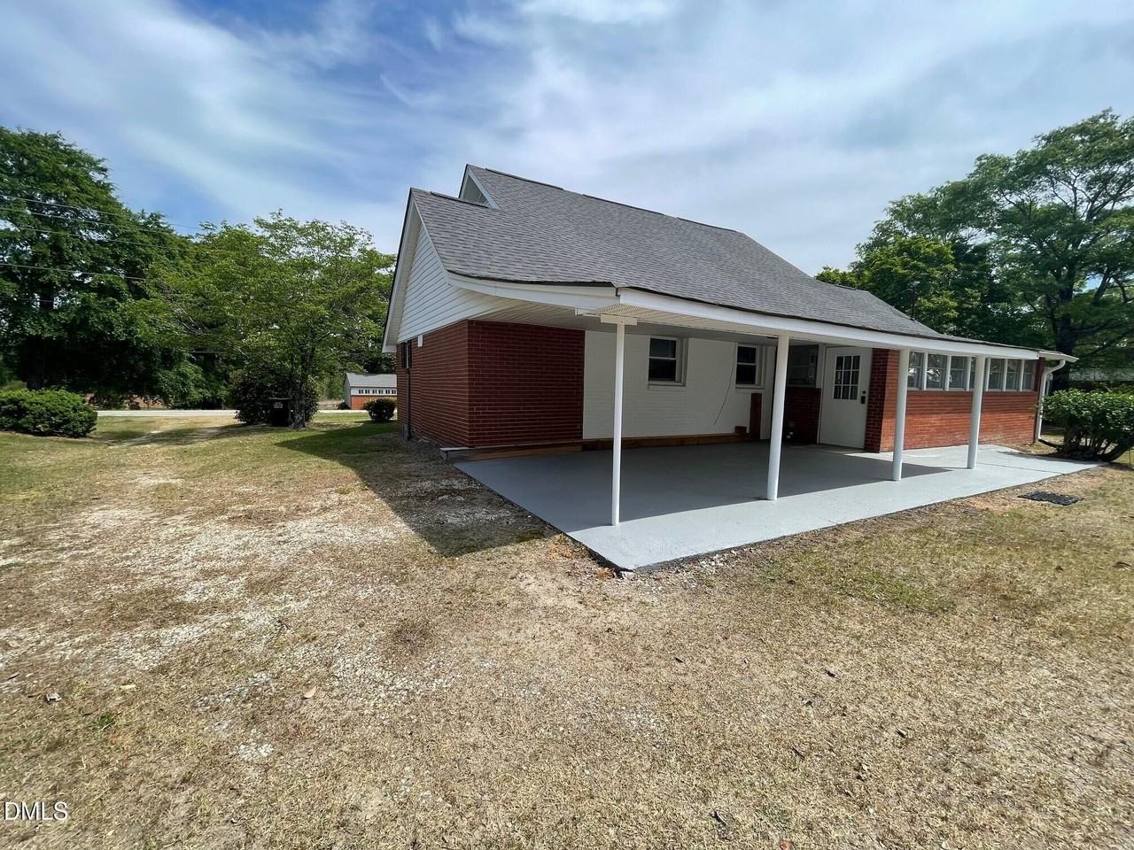 779 Chalybeate Springs Rd - Photo 4 of 34