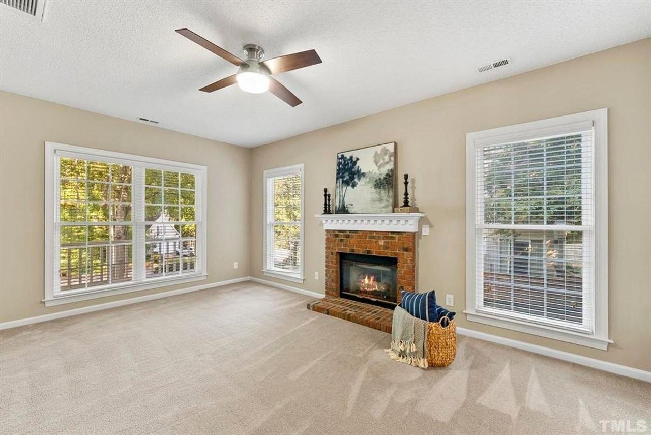 313 Catlin Rd - Photo 4 of 5