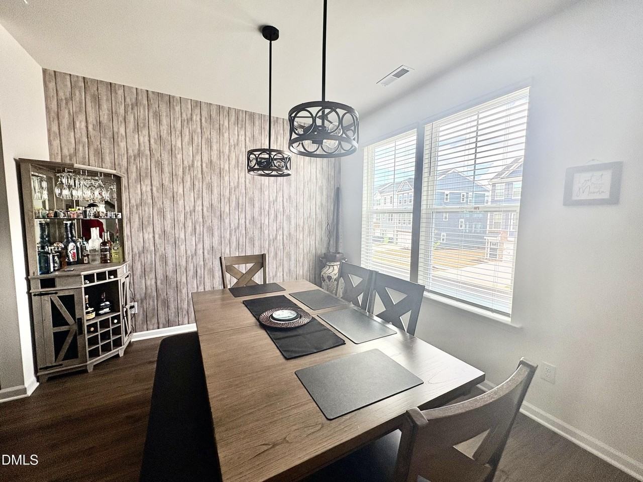 849 Parc Townes Dr - Photo 4 of 14