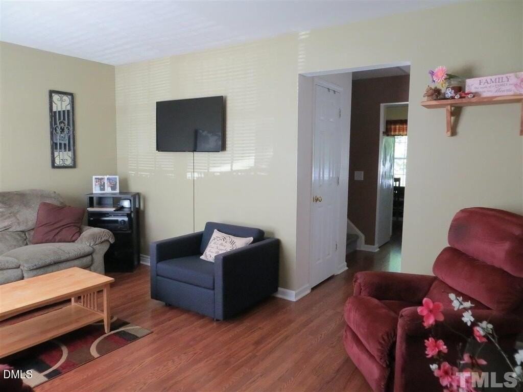 17 Red Ln - Photo 6 of 24