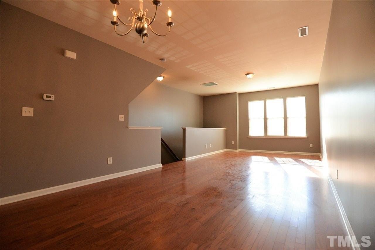 303 Dove Cottage Ln - Photo 2 of 28