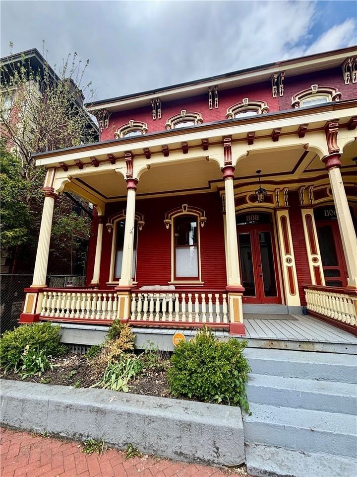 1108 Sheffield St - Photo 3 of 29