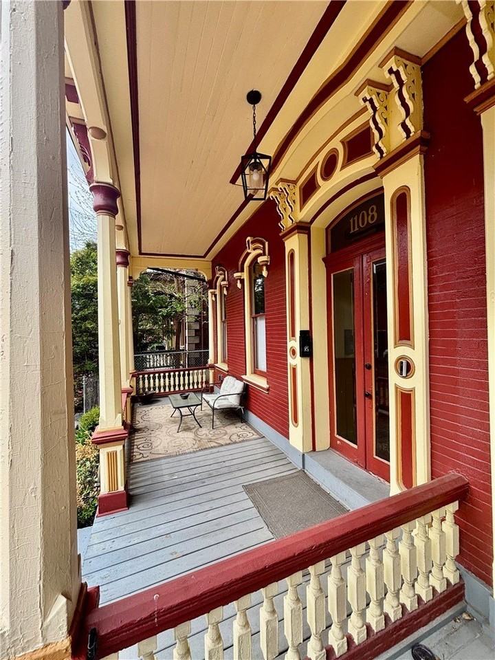 1108 Sheffield St - Photo 4 of 29