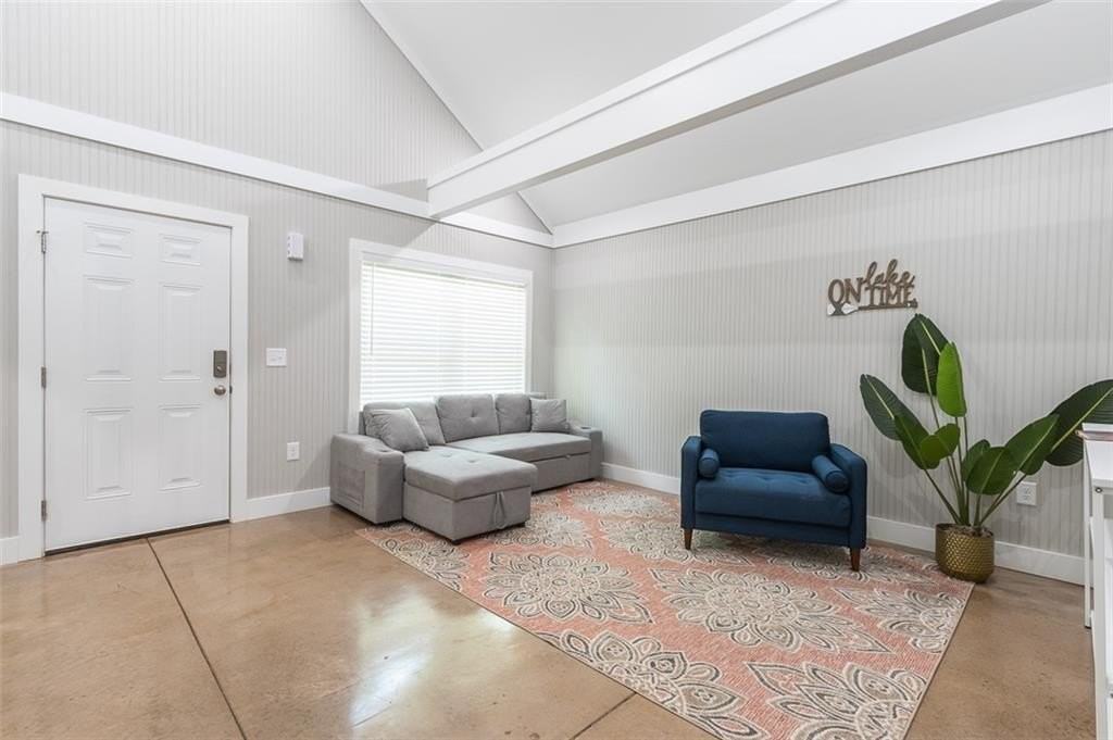 1017 Smyzer Rd - Photo 4 of 13