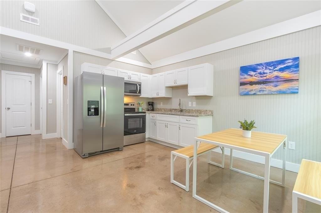 1017 Smyzer Rd - Photo 7 of 13