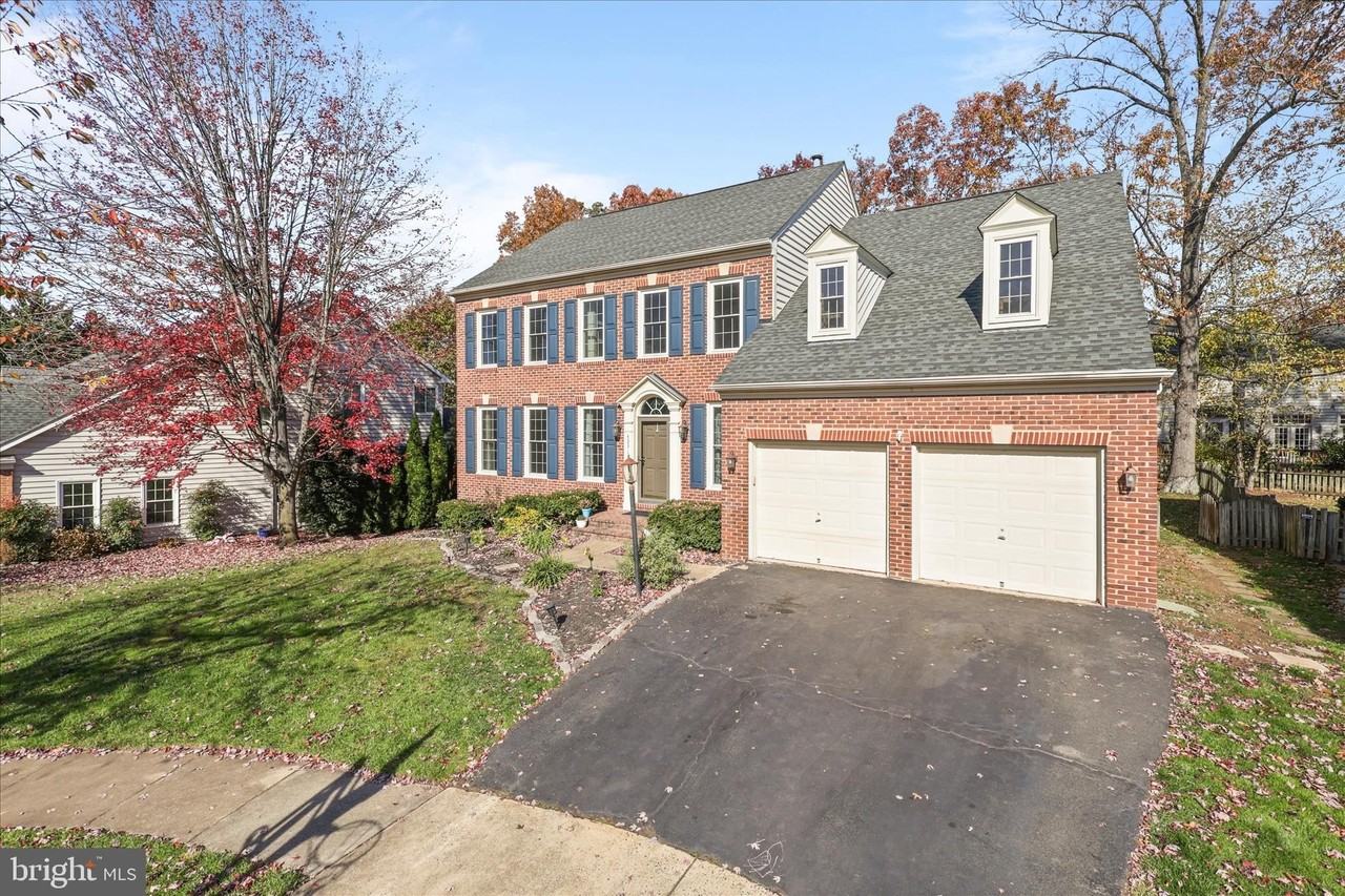 43312 Hagen Ct - Photo 3 of 50