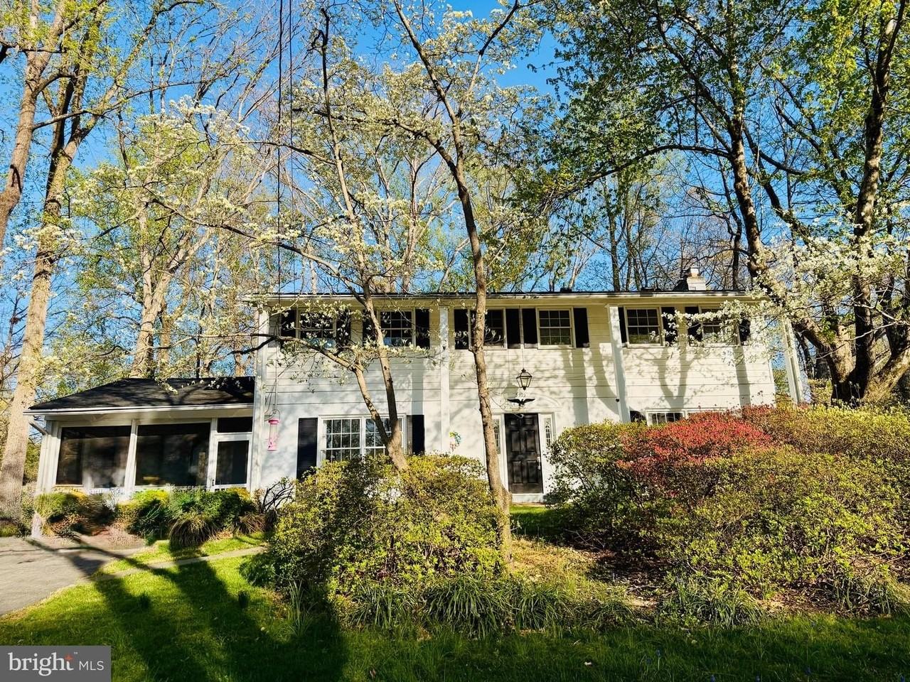 9129 Leghorn Pl - Photo 2 of 50