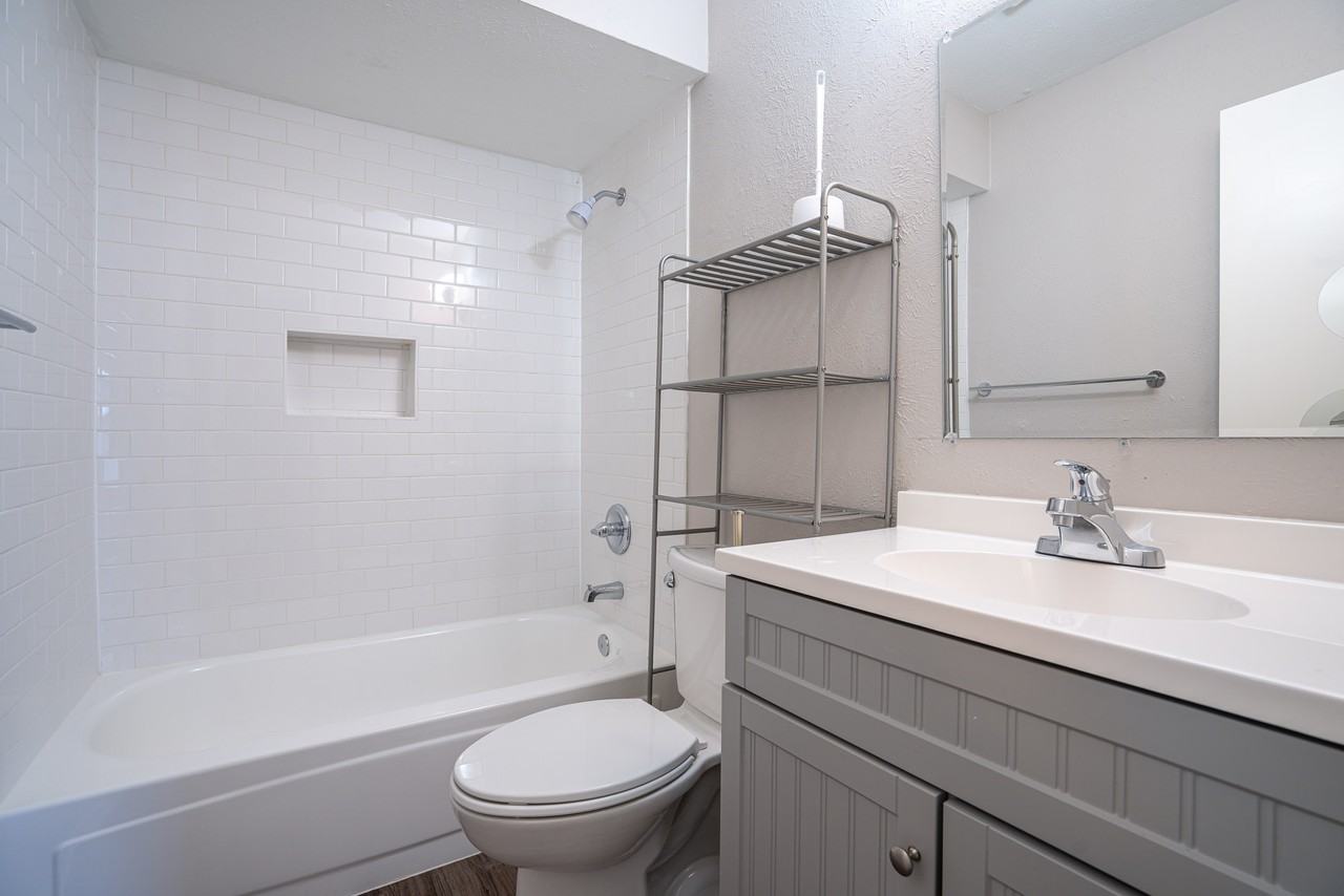 2911 Forest Creek Dr - Photo 7 of 31