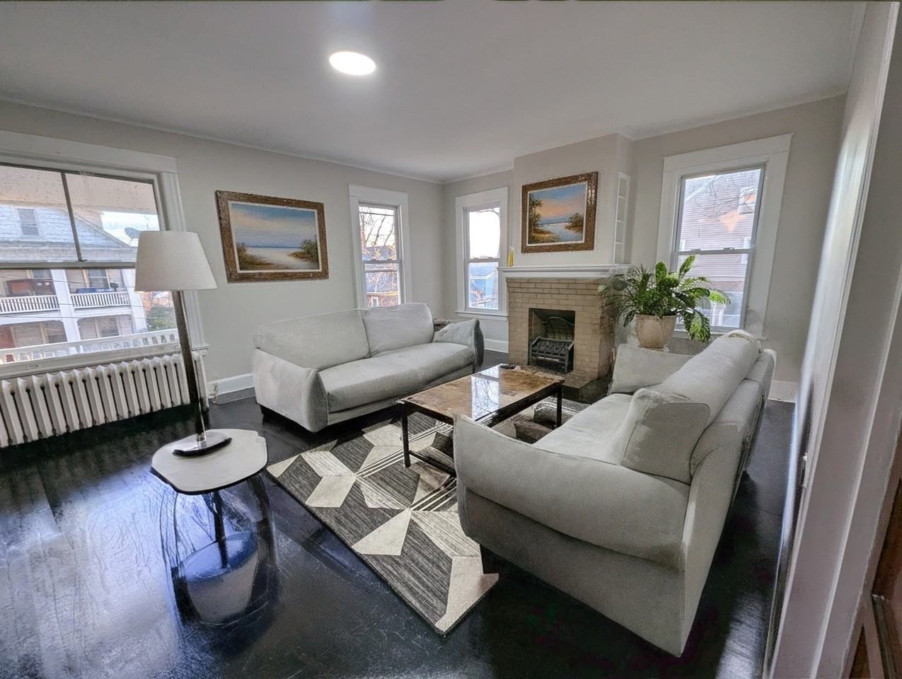 184 Buckingham St #2