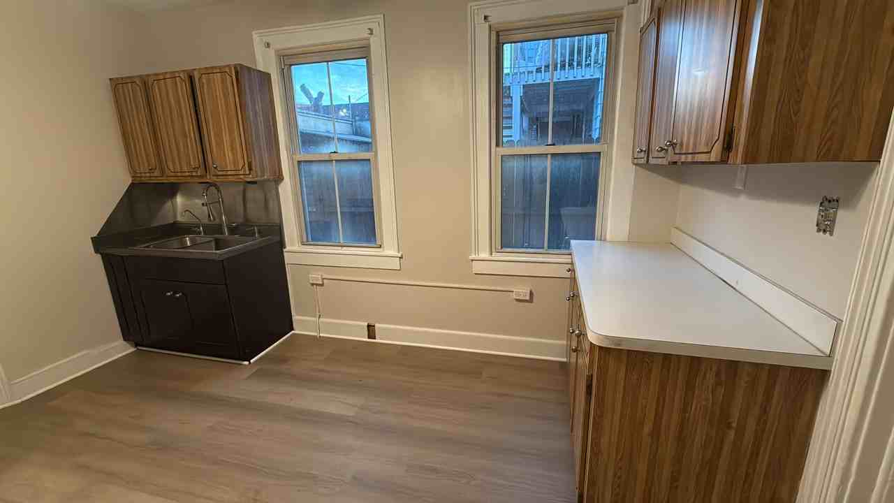 57 Ferry St #1 - Photo 3 of 11