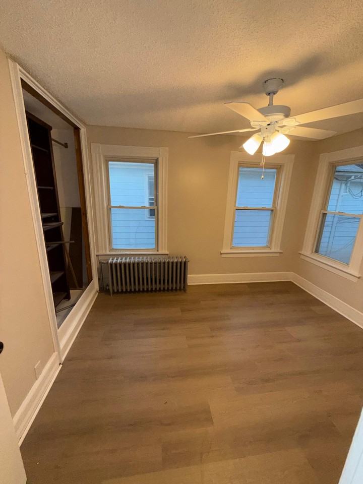 57 Ferry St #1 - Photo 6 of 11