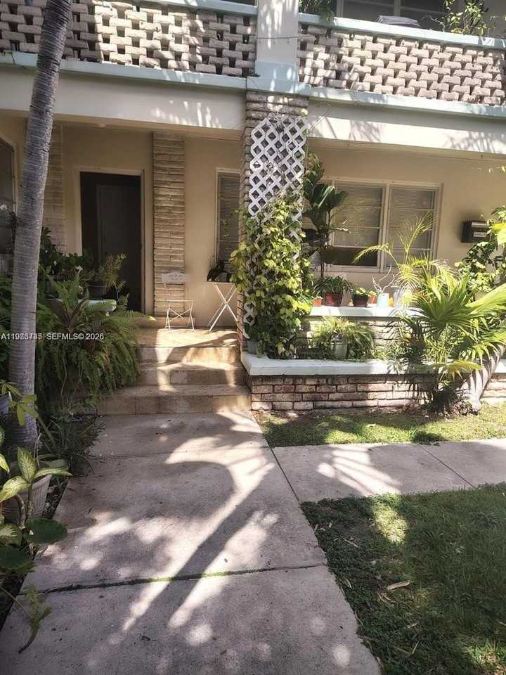 7921 West Dr #2 - Photo 5 of 8