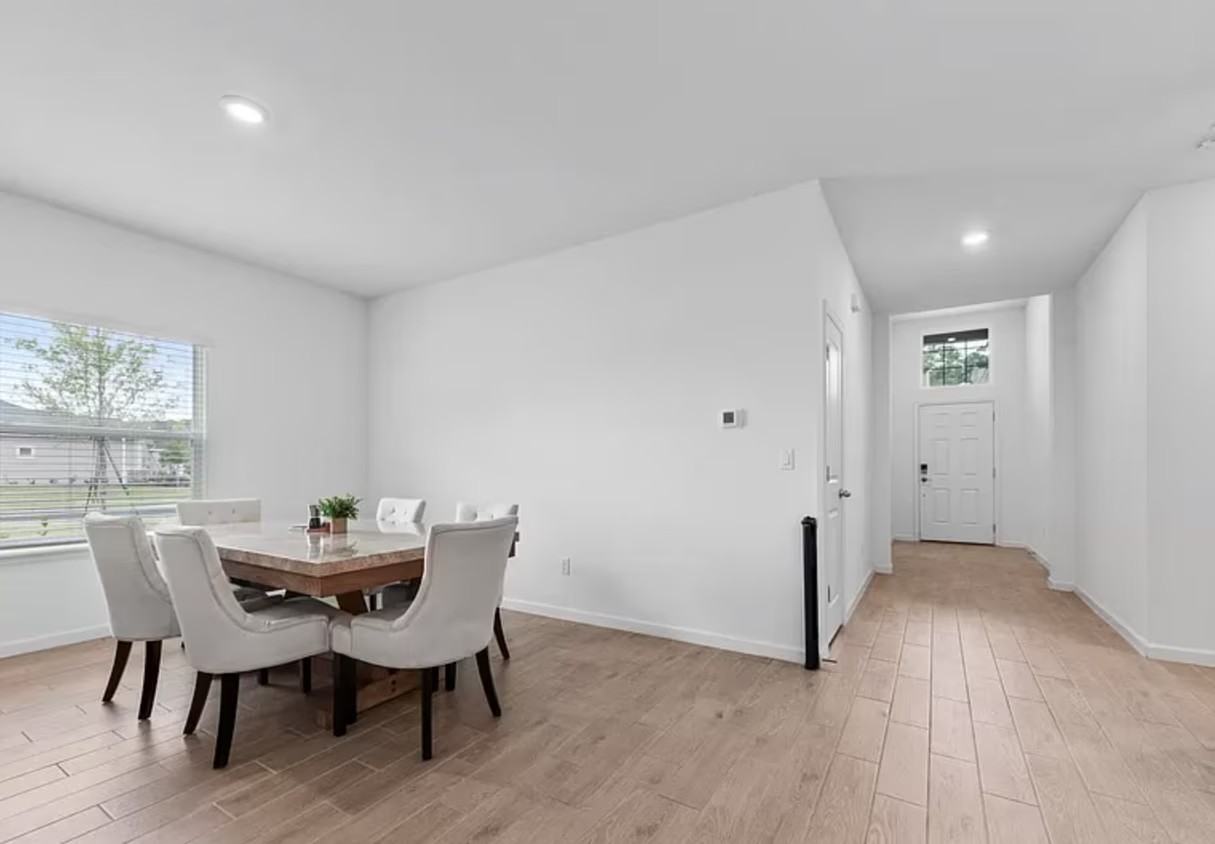 3036 Crossfield Dr - Photo 5 of 18