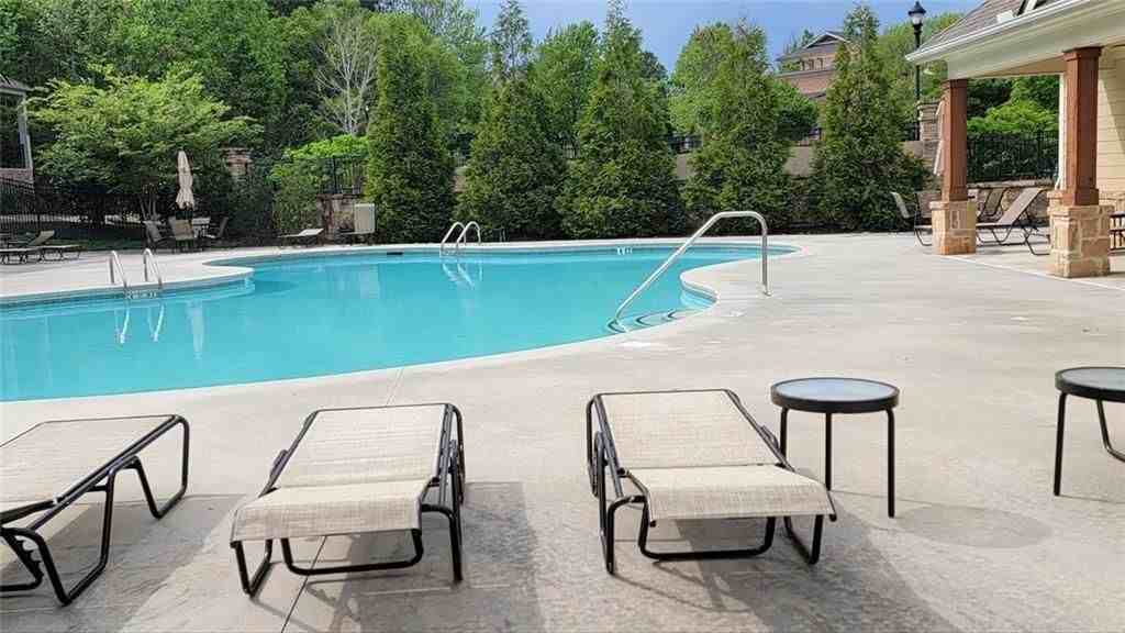 840 Sunset Park Dr - Photo 2 of 5