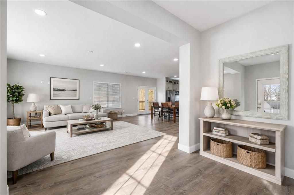 450 Oliver Ridge Dr - Photo 2 of 50