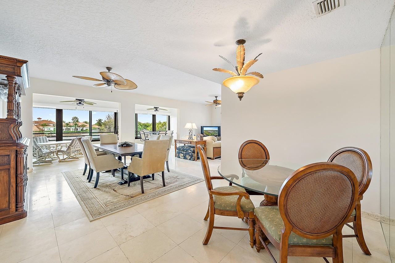 926 Oak Harbour Dr - Photo 4 of 31
