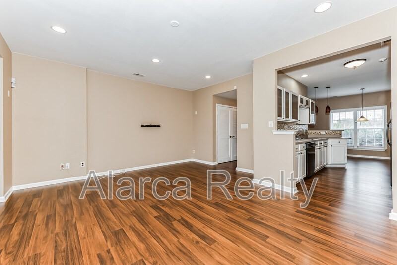 4903 Sunburst Ln - Photo 6 of 20