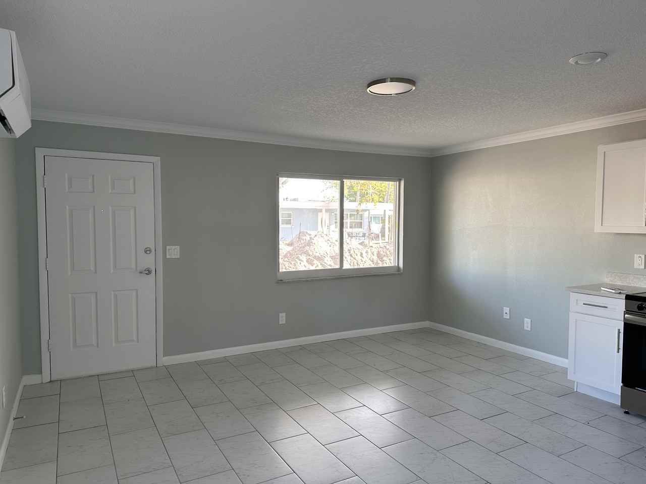 713 E Gulf Blvd #1 - Photo 4 of 10