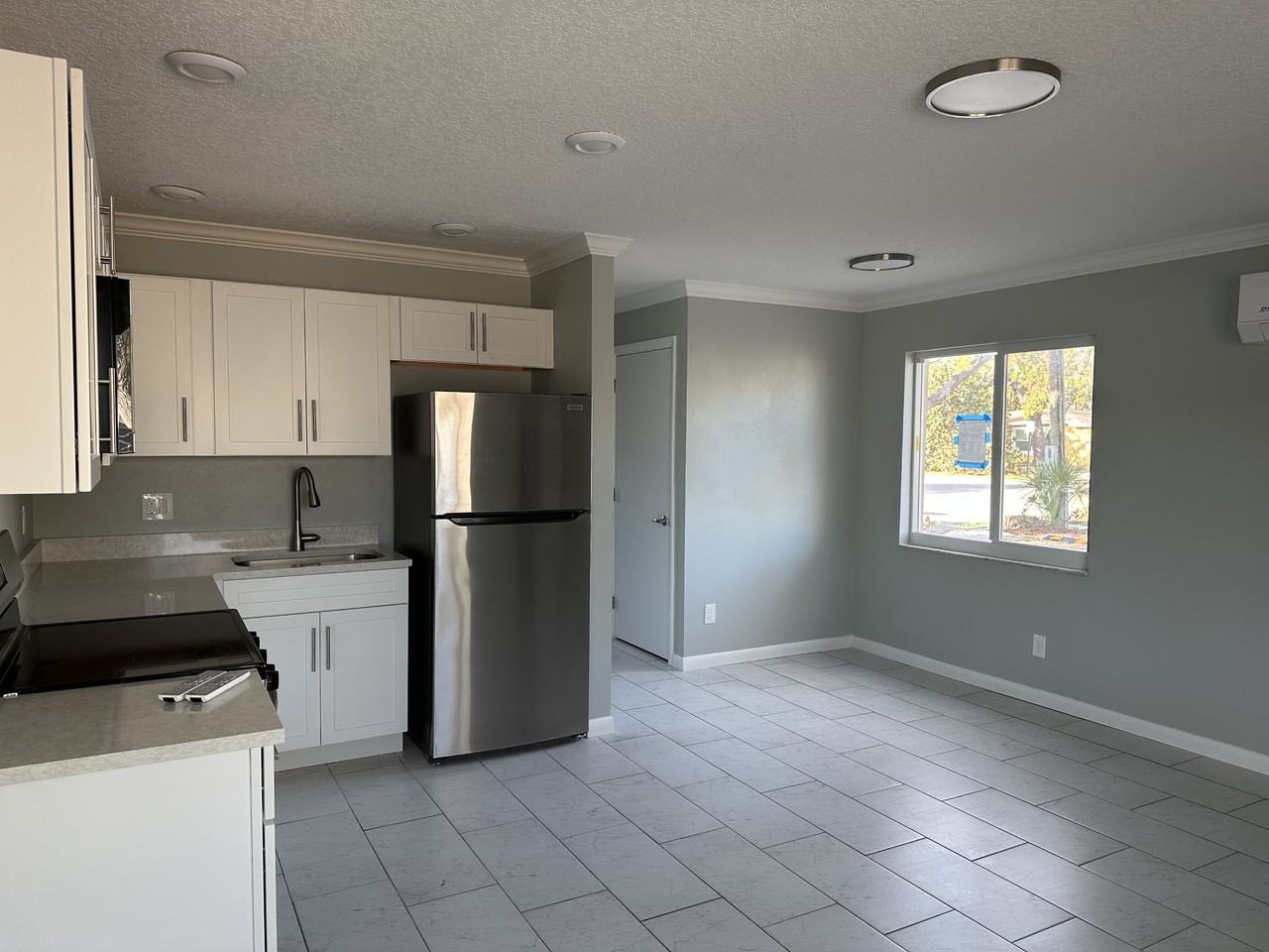 713 E Gulf Blvd #1 - Photo 6 of 10