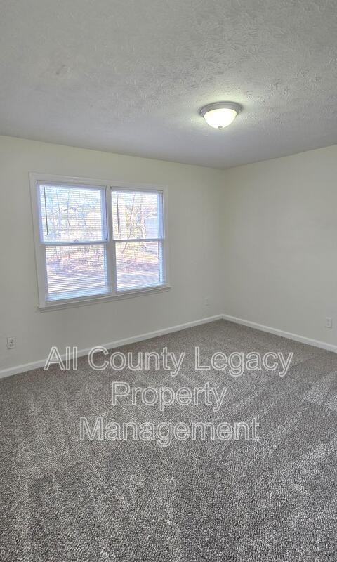 1899 Patterson Ct - Photo 7 of 8