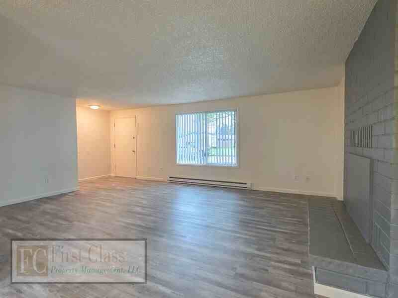 1760 Ne 24th Ave - Photo 2 of 21