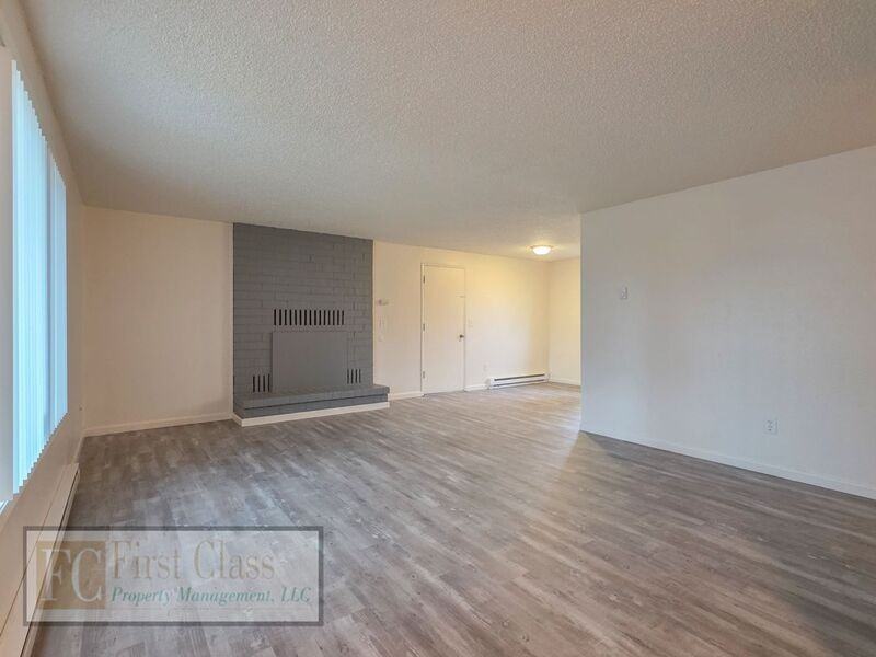 1760 Ne 24th Ave - Photo 4 of 21