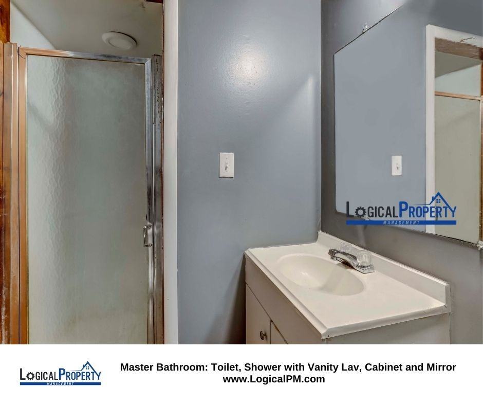 19435 Mccormick St - Photo 4 of 12