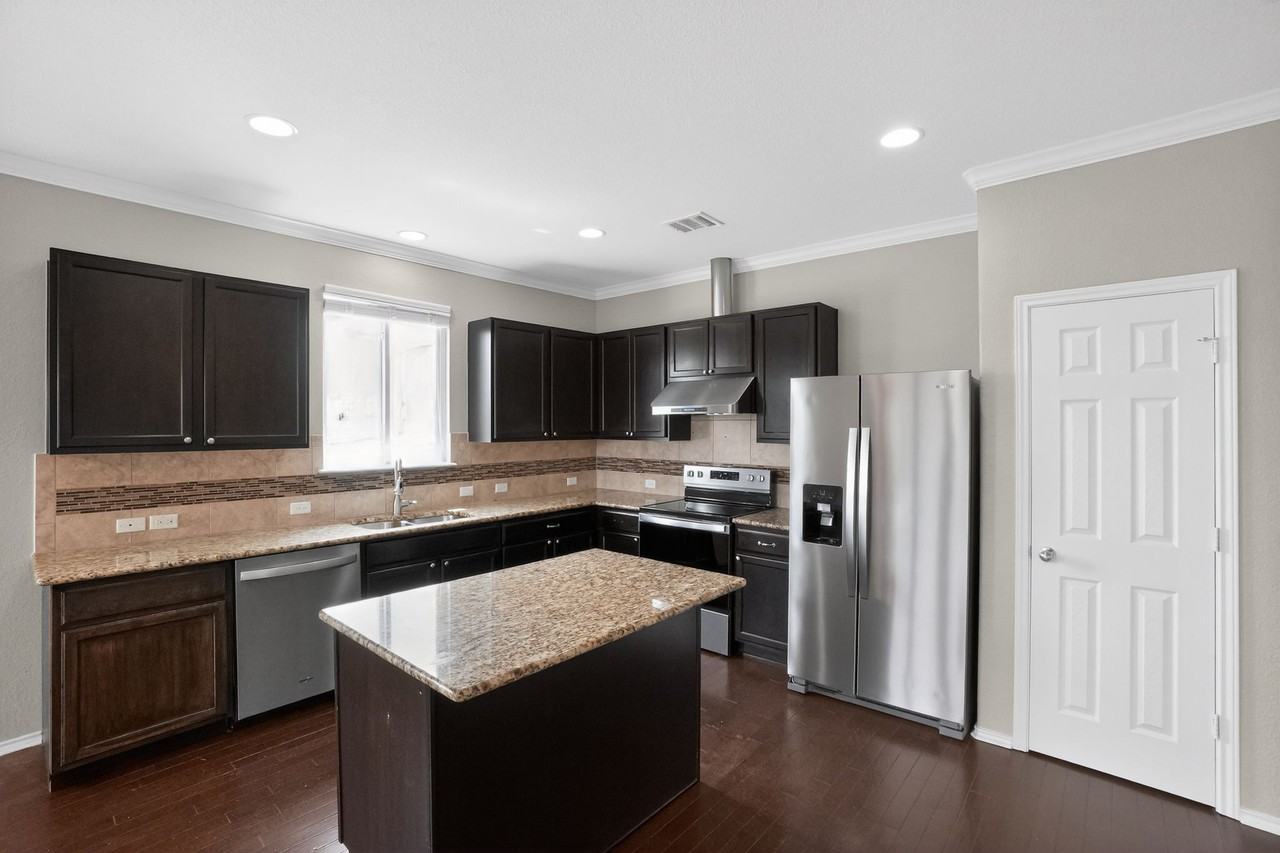 5816 Minch Rd - Photo 7 of 15