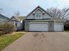 featured image of 9200 Parkside Dr