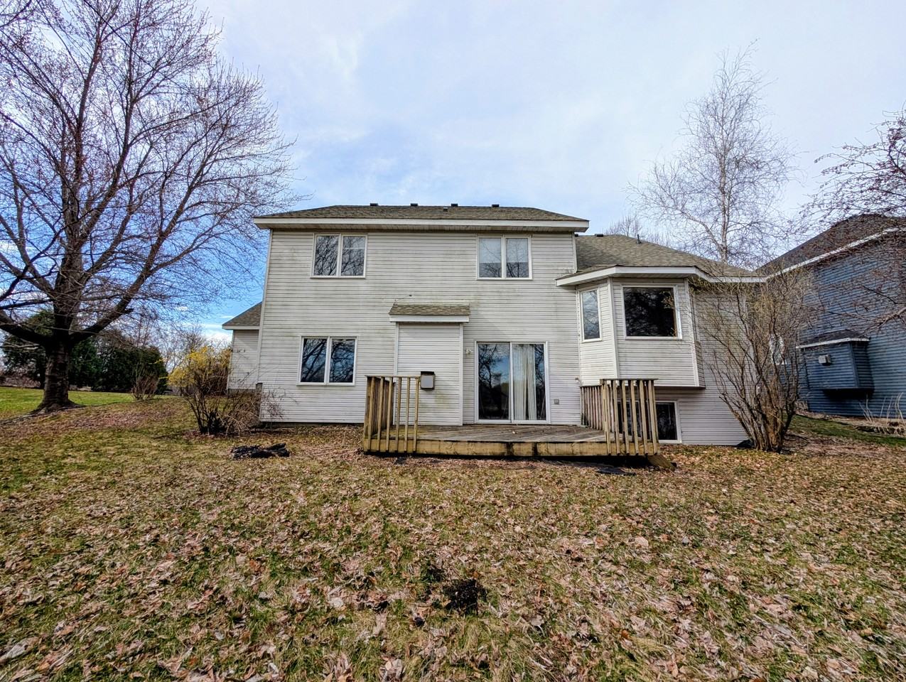 9200 Parkside Dr - Photo 3 of 20