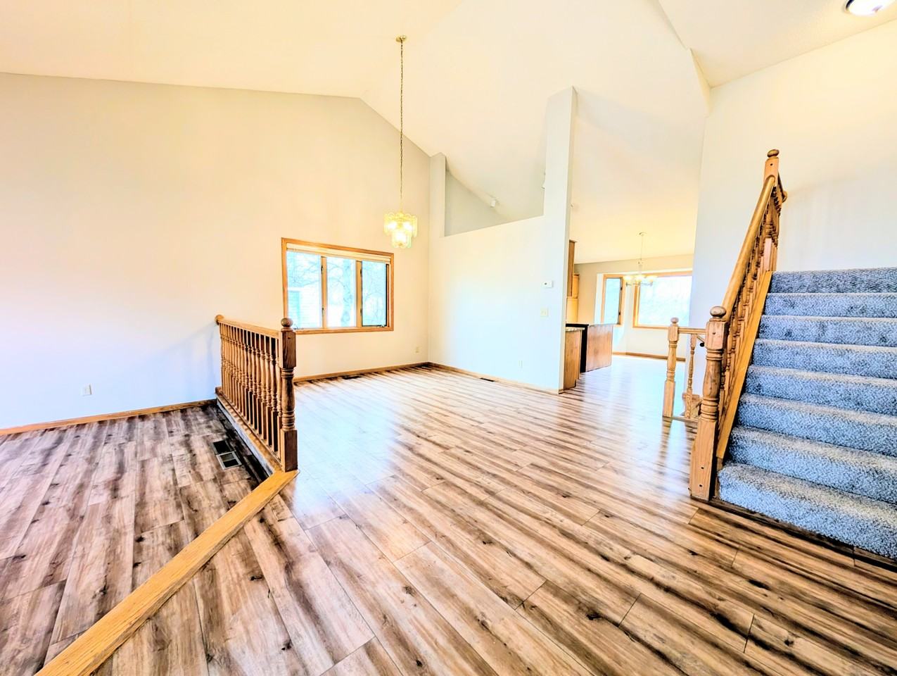 9200 Parkside Dr - Photo 4 of 20