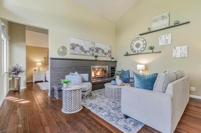 8112 Cabernet Ct - Photo 4 of 15