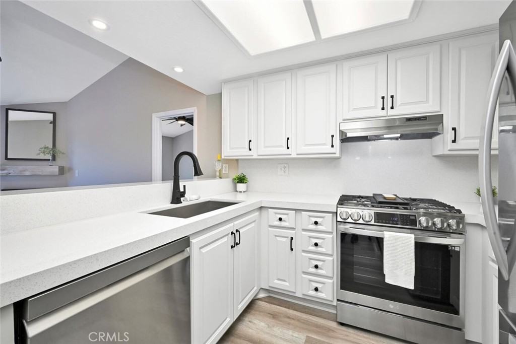 3510 W Sweetbay Ct #C - Photo 6 of 15