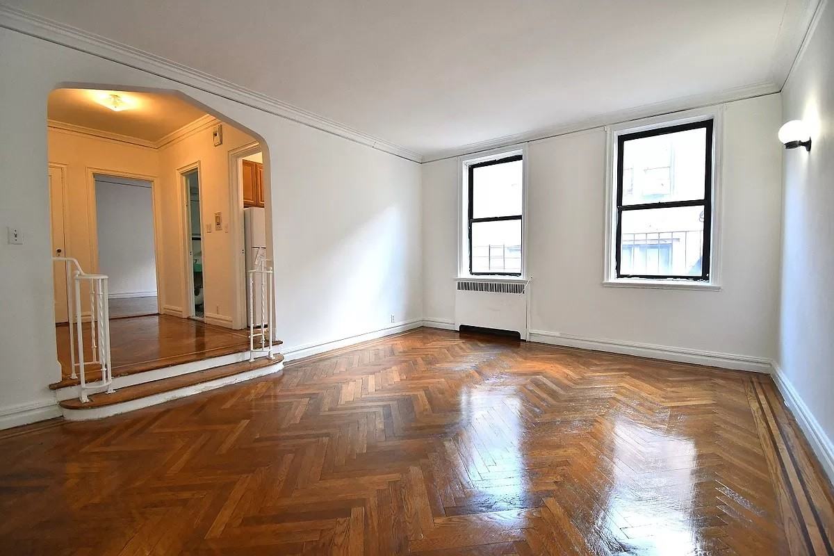 3321 Bruckner Blvd #BM2 - Photo 4 of 4