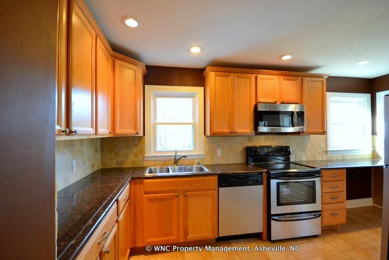 17 Morris St - Photo 7 of 14