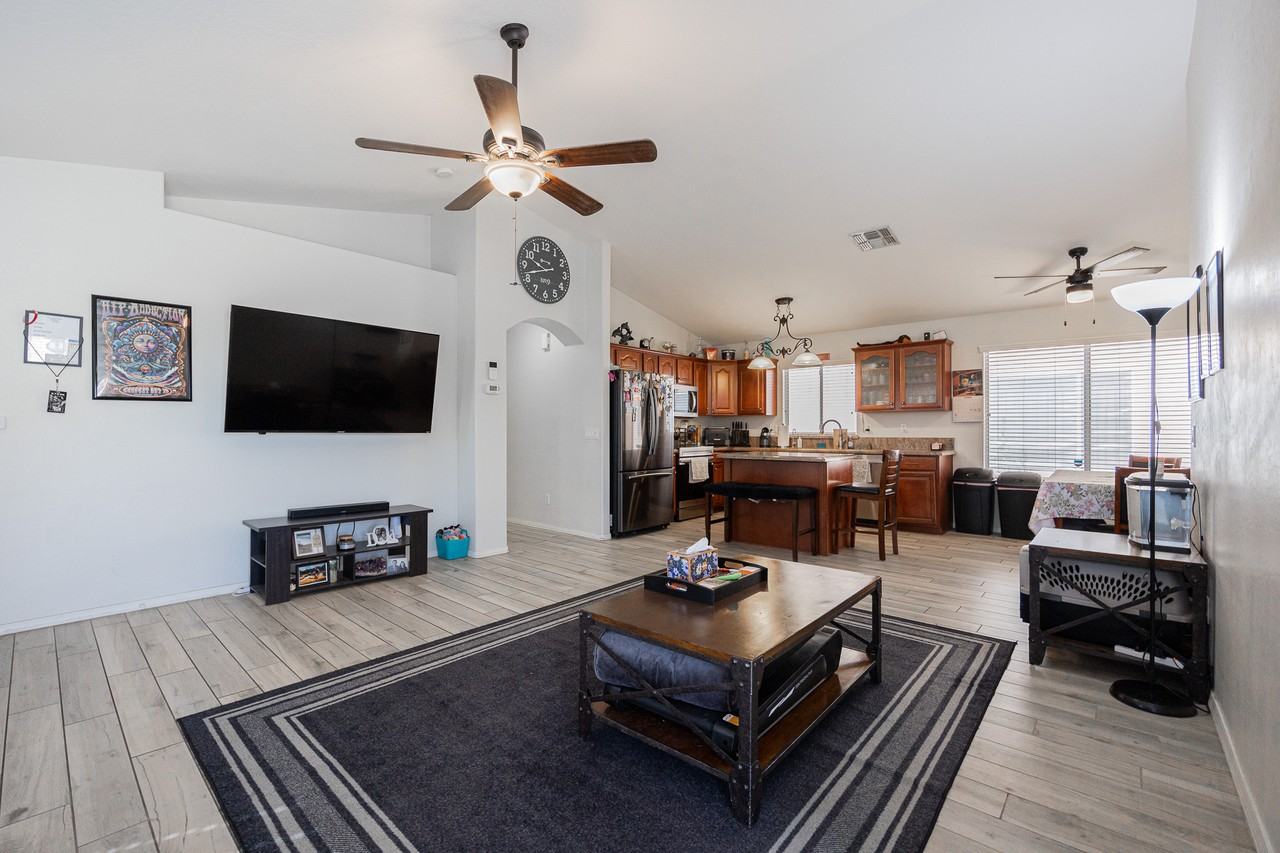 15614 N 34th St - Photo 5 of 28