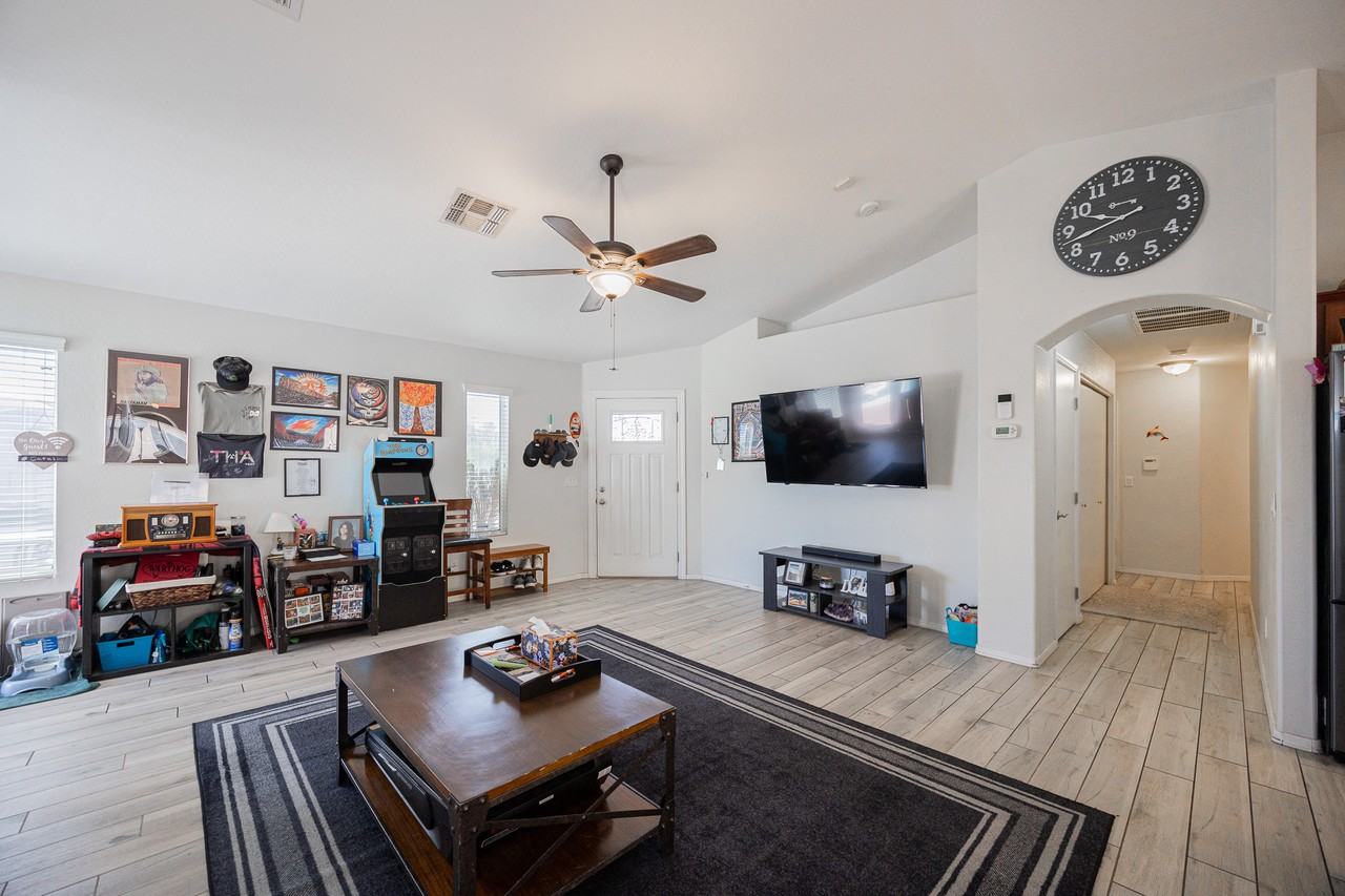 15614 N 34th St - Photo 7 of 28