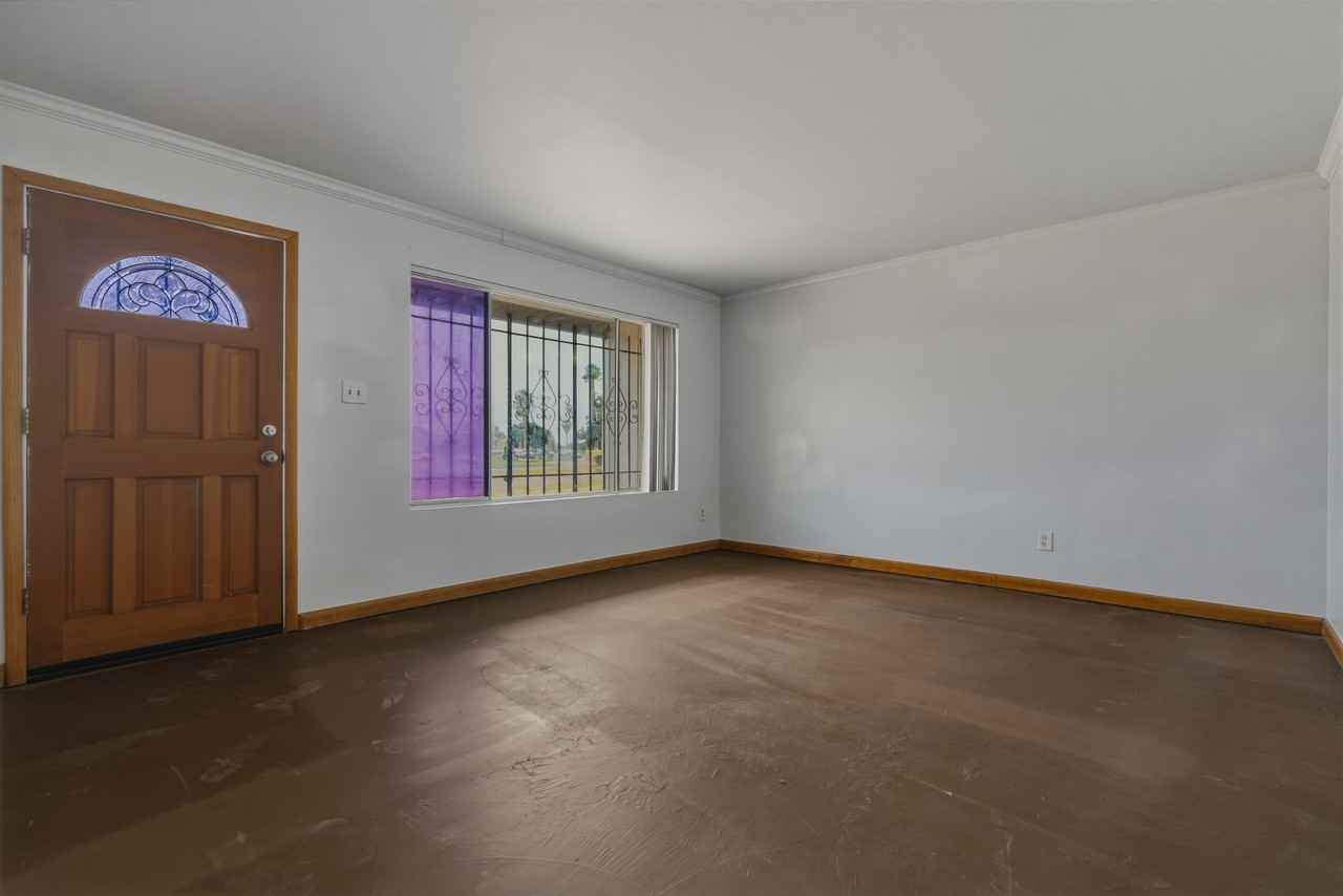 3636 W Keim Dr - Photo 5 of 40