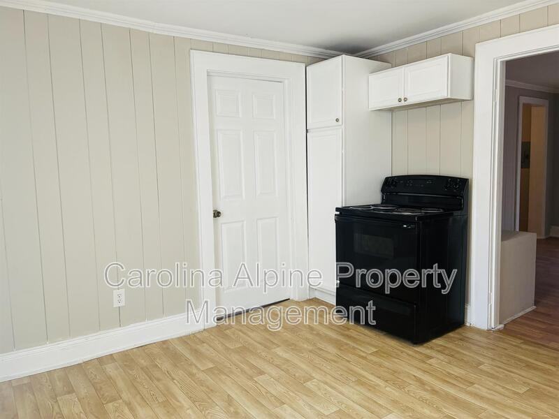 2207 Garland Ave - Photo 3 of 18