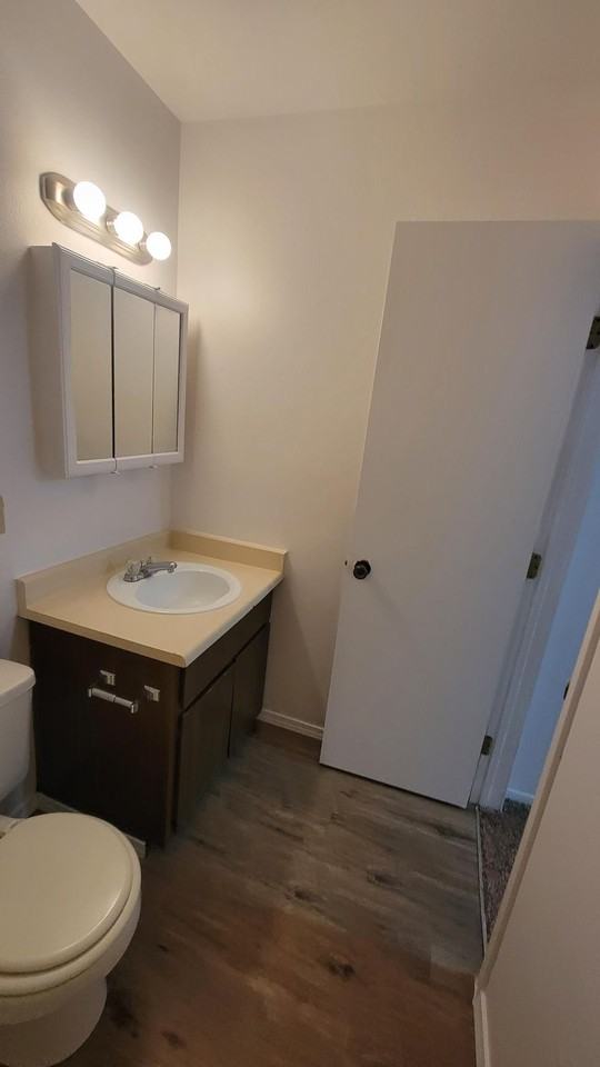 620 Morris St Ne - Photo 6 of 14